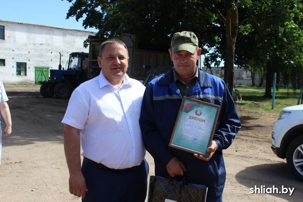 Труд не помеха романтике